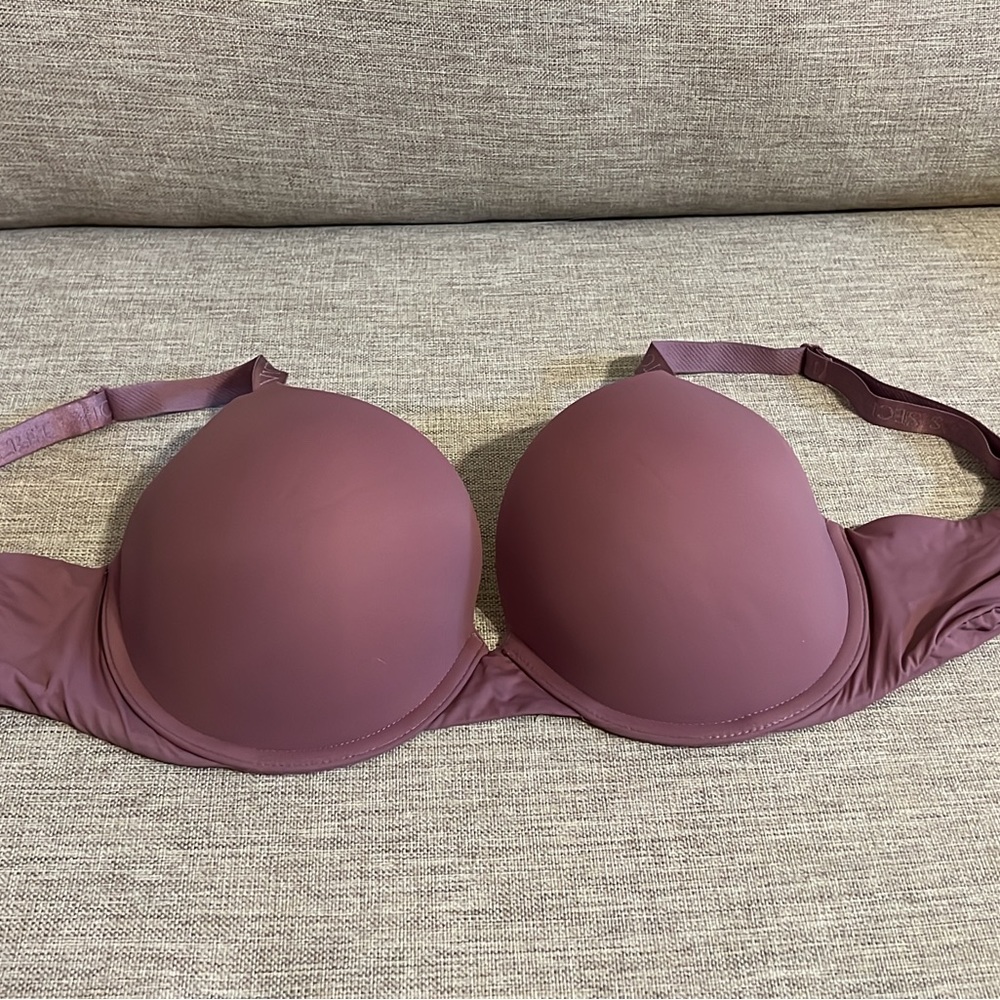 Victorias Secret T-shirt push up full coverage
